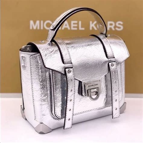 sac michael kors prix france|michael kors manhattan silver bag.